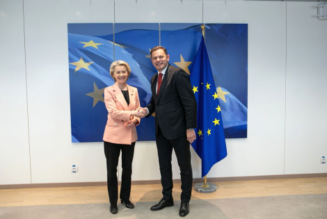 luis montenegro com ursula von der leyen